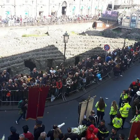 לינה וארוחת בוקר Anfiteatro Le