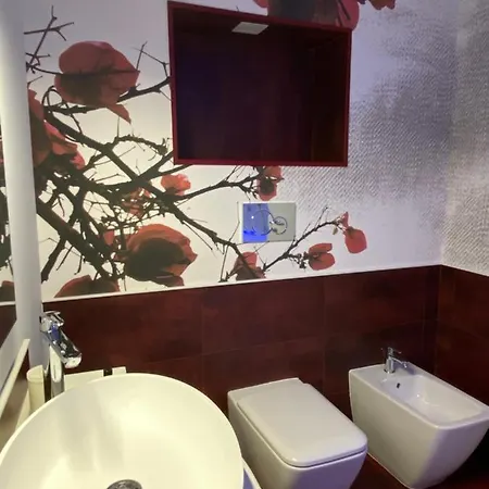 לינה וארוחת בוקר Anfiteatro Le 4*