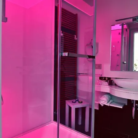 Anfiteatro Le לינה וארוחת בוקר