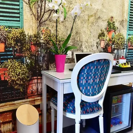 Anfiteatro Le לינה וארוחת בוקר 4*